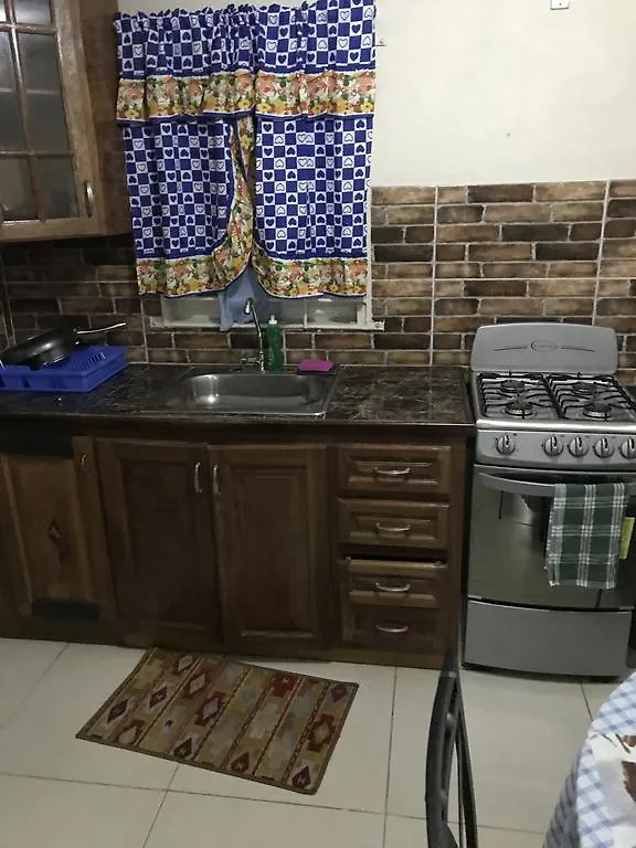 Portmore Villa 0*,  ג'מייקה